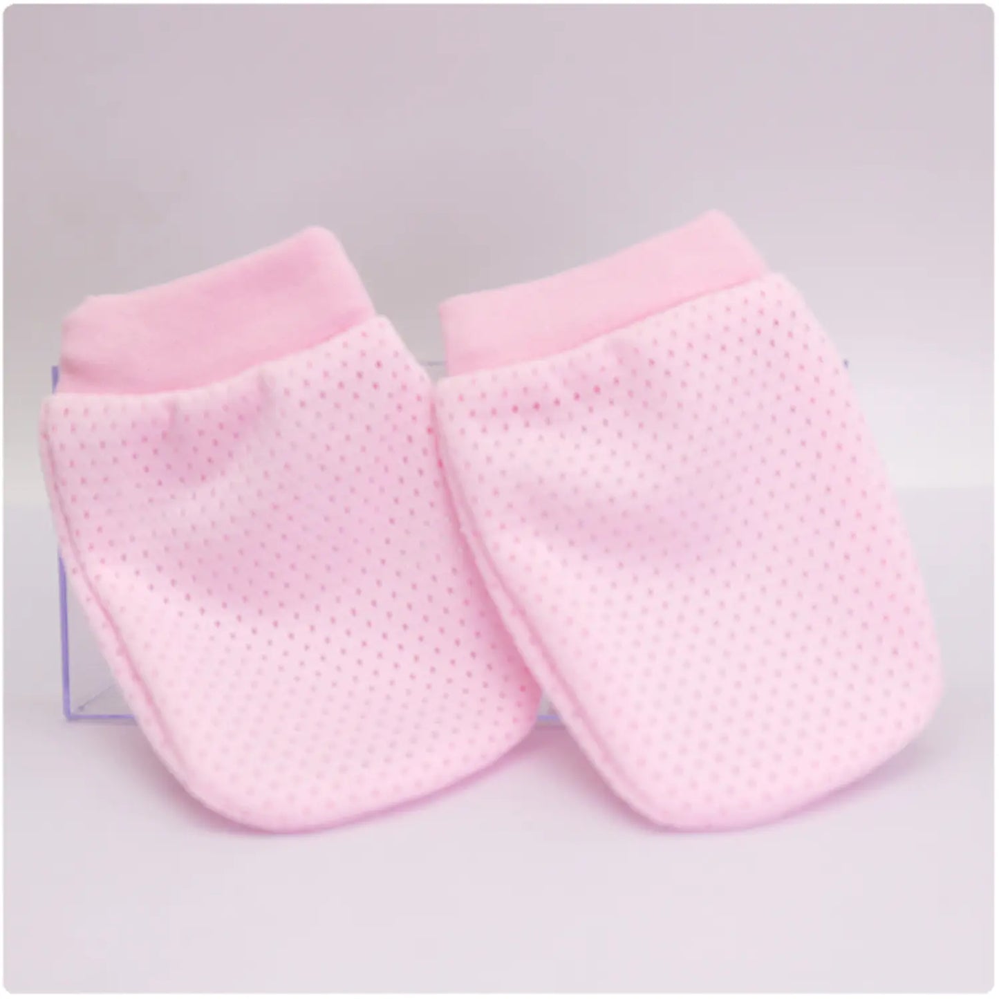 Adjustable Anti-Scratch Mittens for Infants and Newborns