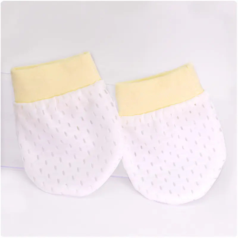 Adjustable Anti-Scratch Mittens for Infants and Newborns